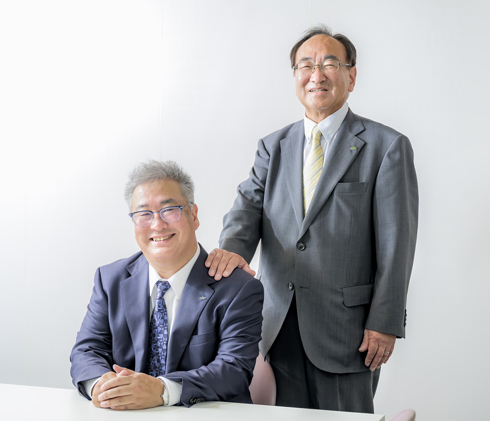 代表取締役社長　星 栄一